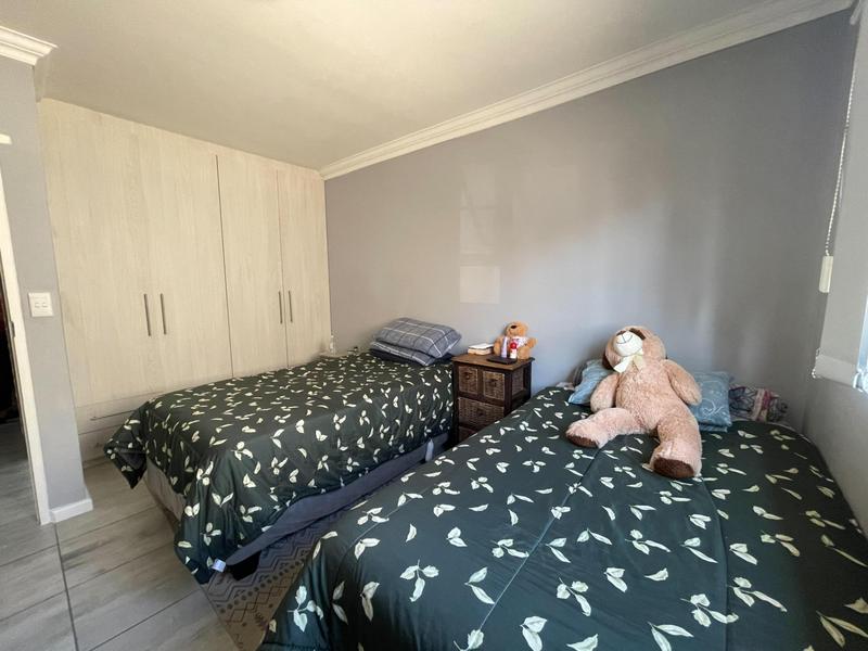 3 Bedroom Property for Sale in Albertinia Western Cape